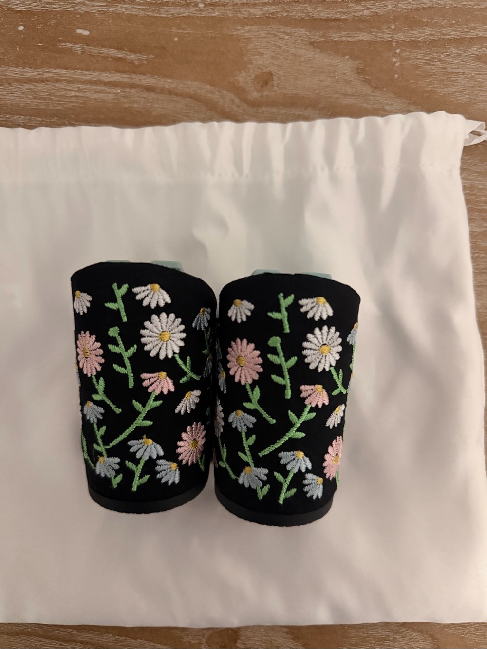 PashionBlack Floral Embroidered Slip-On Mules